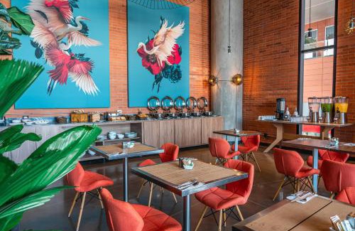 Los Gavilanes Hotel | Aloft Guadalajara Sur