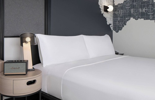 Conroe Hotel | Aloft Houston Shenandoah
