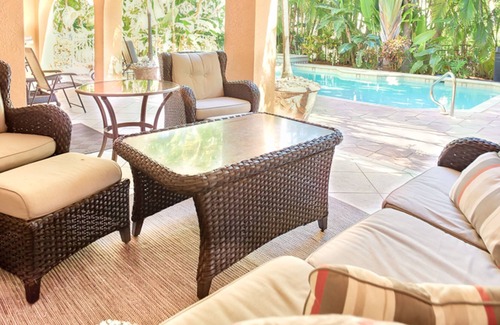 Captiva Casa | Aloha Baby