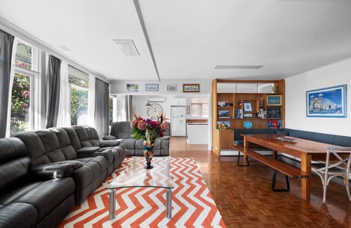 Highett Apartamento | Private king guest suite w/ free parking