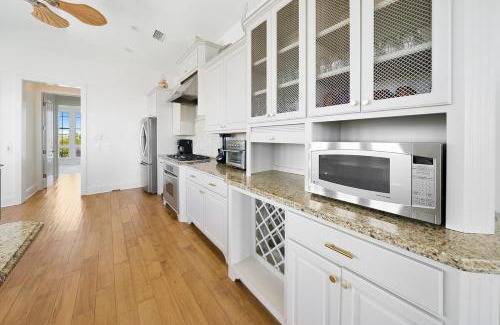 Miramar Beach Casa | Aloha Beaches 20 steps from Beach Private Pool