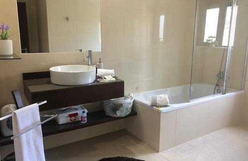Aguas Belas Apartamento | Alojamento Tranquilo junto ao Lago perto do Zêzere