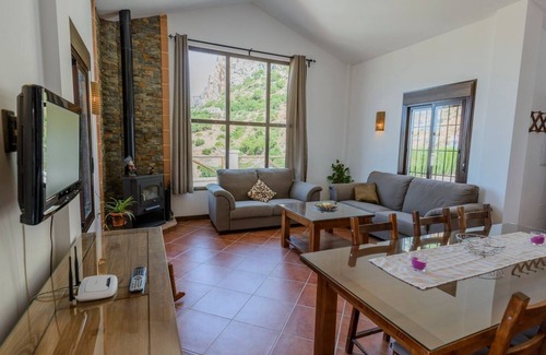 Alora Villa | Alojamiento Rural Caminito del Rey Álora by Ruralidays