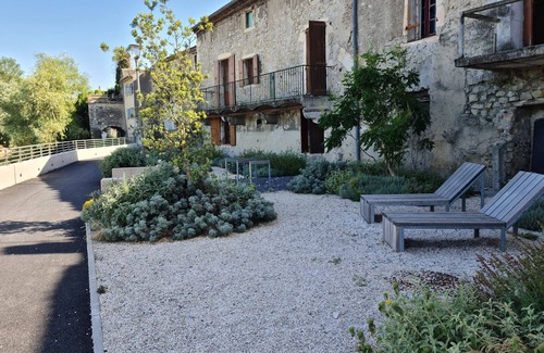 Baix Casa | Along the Rhône, Baix