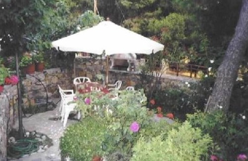 Votsi Villa | Alonissos: casa / villa - 6 cuartos - 8/10 Personas