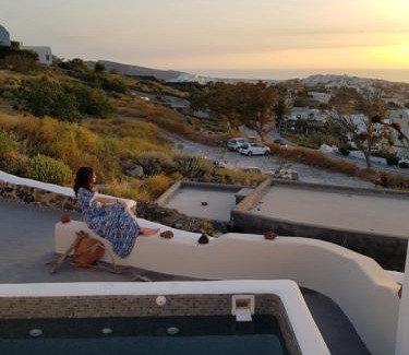 Finikia Apartamento | Alonistra Oia Houses