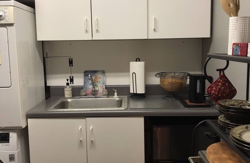 Greenville - Spartanburg Apartamento | Alora Abode Studio near Furman University
