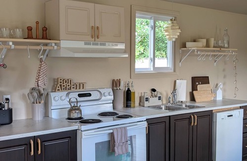 Courtland Otro | Alpaca Farm Retreat – Cozy 2BR Stay on Kloud 9 Haven, Near Beach & Wineries