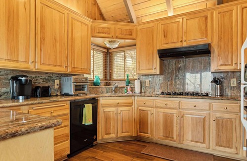 Lake Arrowhead Casa | Alpen Adventures Stunning Sunset Views