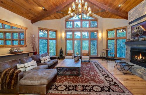 Mountain Village Chalet De Esquí | Alpenglow by Exceptional Stays
