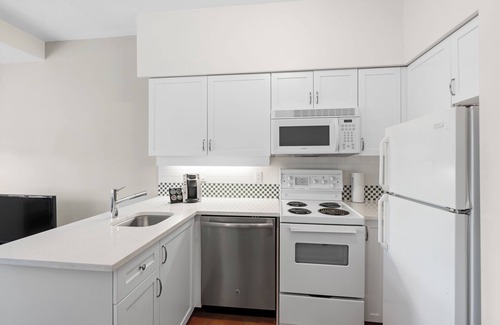 Village North Condominio | Alpenglow Lodge Family & Work Retreat by MVA