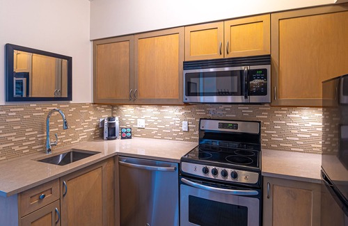 Village North Condominio | Alpenglow Lodge Fika One Bedroom by MVA