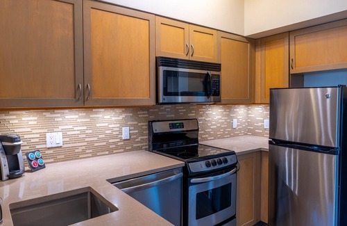 Village North Condominio | Alpenglow Lodge Fika One Bedroom by MVA