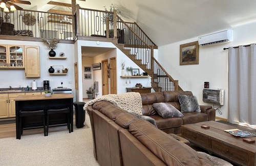 Westcliffe Casa | Alpenglow Retreat with Breathtaking Mountain Views