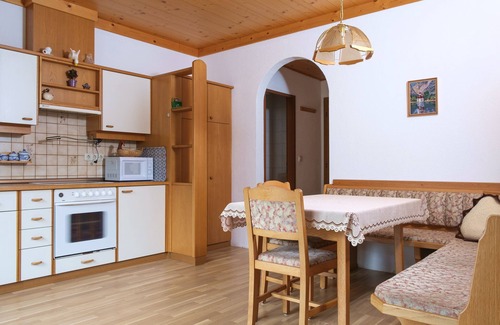 Ratten Apartamento | Alpenpension Weltsprachen da la bienvenida a todos los idiomas del mundo.