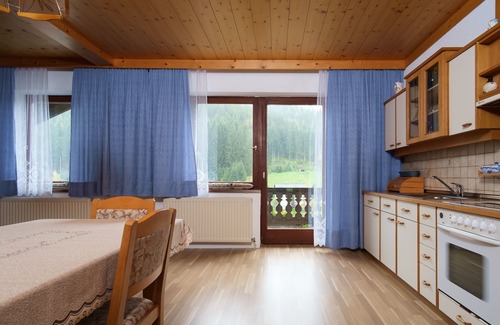 Ratten Apartamento | Alpenpension Weltsprachen da la bienvenida a todos los idiomas del mundo.