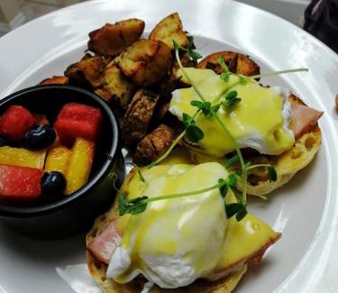 Revelstoke Cama Y Desayuno | Alpenrose Revelstoke Bed & Breakfast