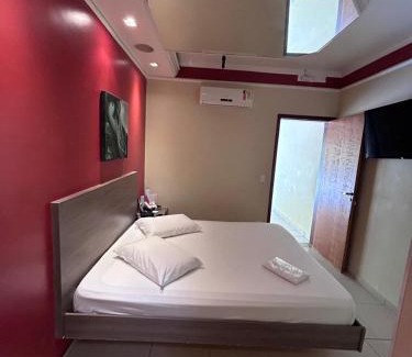 Amparo Hotel | Alpha Motel