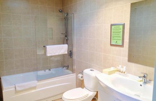 Upper Riccarton Hotel | Alpha Motel with Spa-Bath