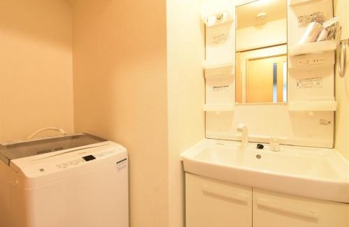 Fukuyama Apartamento | Alphabed福山西桜町