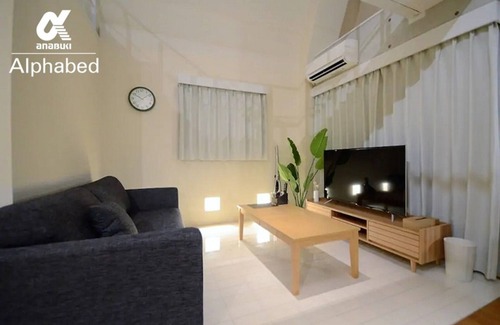 Tokiwa Cho Apartamento | Alphabed Takamatsu Kawaramachi West 7 / Takamatsu Kagawa