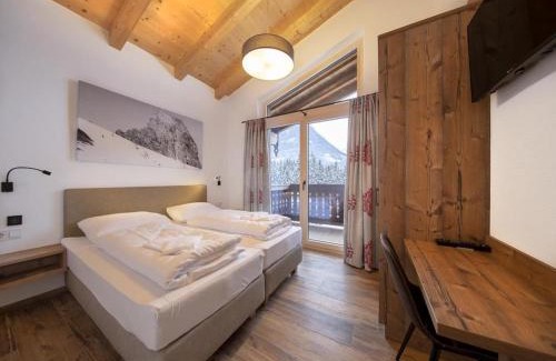 Schonbach Chalet De Esquí | Alpine Chalet Retreat in Rossberg