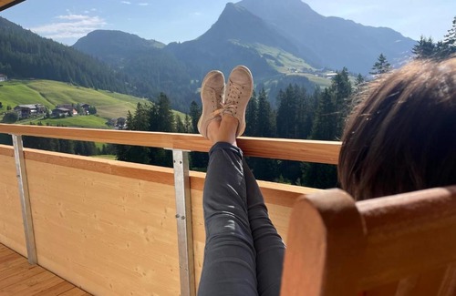 Warth Hotel | Alpin - Studios & Suites