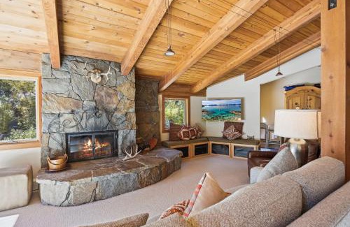 Alpine Meadows Casa | Alpine Adventure- Shuttle to Ski Lifts- Hot Tub- Pet Friendly