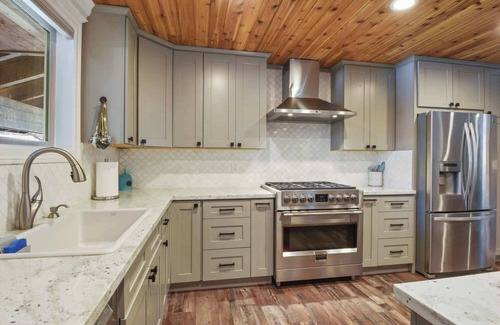 Alpine Meadows Casa | Alpine Chalet – Nature Lovers Rejoice! Chic 4 BDR
