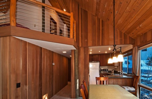 Alpine Meadows Casa | Alpine Darling - Alpine Meadows 2 BR + Loft con bañera de hidromasaje - También se admiten mascotas