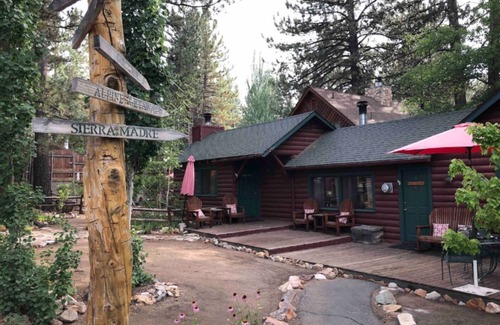 Big Bear Lake Apartamento | Alpine Getaway - Eagle's Nest Rustic Cabin