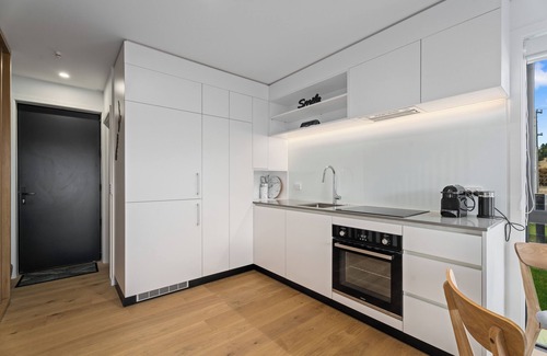 Albert Town Casa | Alpine Grandview Luxury Townhouse