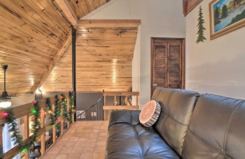 Alpine Lake Casa | Alpine Lake Resort Chalet with Indoor Pool Access!
