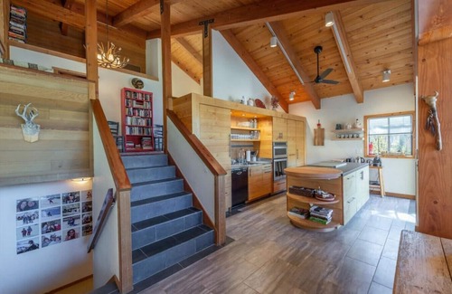 Alpine Meadows Casa | Alpine Meadows Beauty with 6 BR / 6 BA