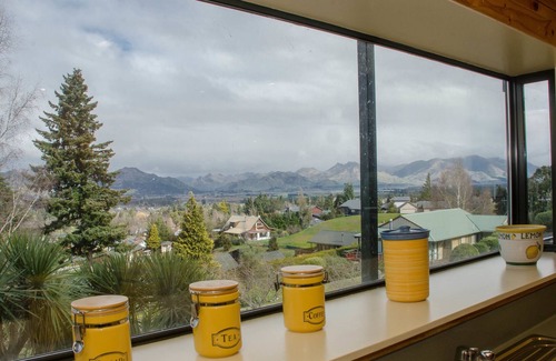 Hanmer Springs Cabaña | Alpine on Oregon - Hanmer Springs Holiday Home