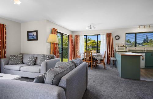 Hanmer Springs Casa | Alpine Peek - Hanmer Springs Holiday Home