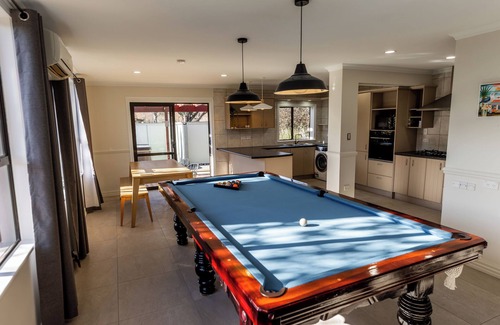 Hanmer Springs Casa | Alpine Springs Motel | Hot Tub | Pool Table