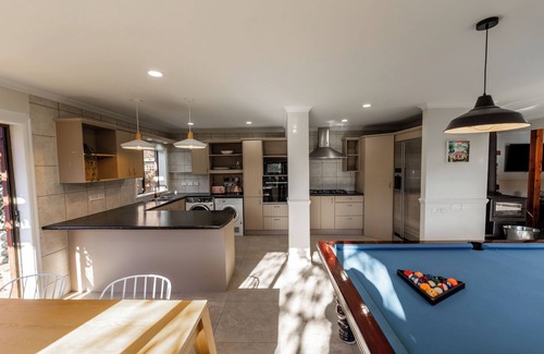 Hanmer Springs Casa | Alpine Springs Motel | Hot Tub | Pool Table