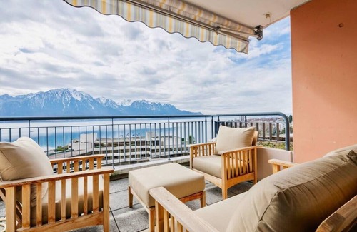 Montreux City Centre Apartamento | Alpine Stunning Apartment in Montreux by GuestLee