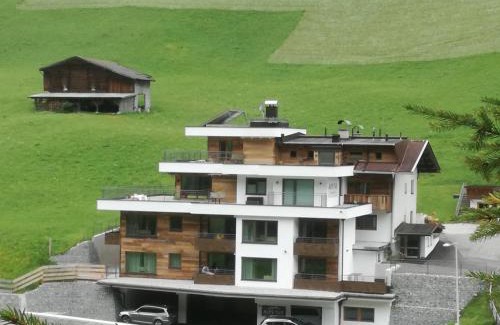 Juns Apartamento | Alps Tux