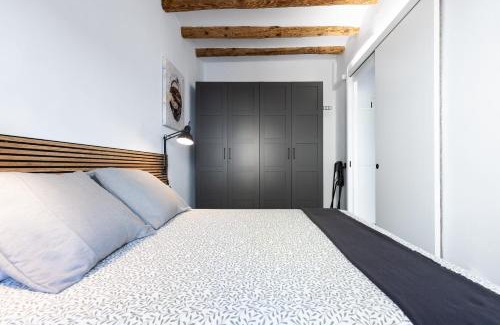 Puigpelat Apartamento | Alt Camp by Unik Vacation