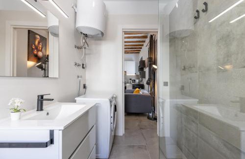 Puigpelat Apartamento | Alt Camp by Unik Vacation