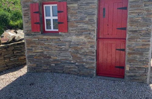 Naran Apartamento | Alt Mór House Garden Studio-Self Catering Sleeps 2