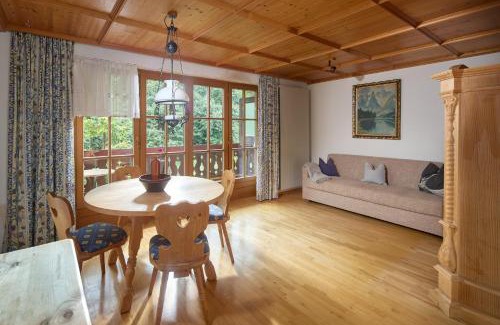 Gaschurn Apartamento | Alt Montafon Hotel Appartements by Pferd auf Wolke