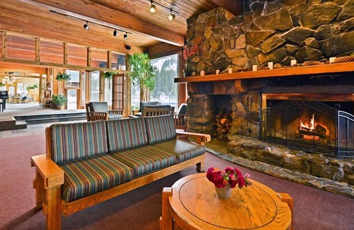Salt Lake Mountain Resorts Cabina | Alta Peruvian Lodge