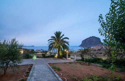 Monemvasia Apartamento | Alta Vista Studios - ex Lekka's House