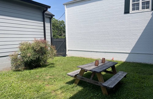 Belmont Casa | Altavista House - Renovated, Charming, & Walkable