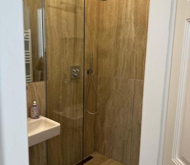 Dobling Apartamento | Altbaujuwel mit Terrasse, Top 21