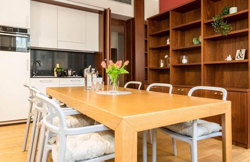 Porta Nuova Apartamento | ALTIDO Apt for 4 in the centre of Milan