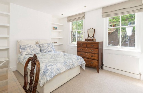Notting Dale Casa | ALTIDO Picturesque 4-bed house w/ patio